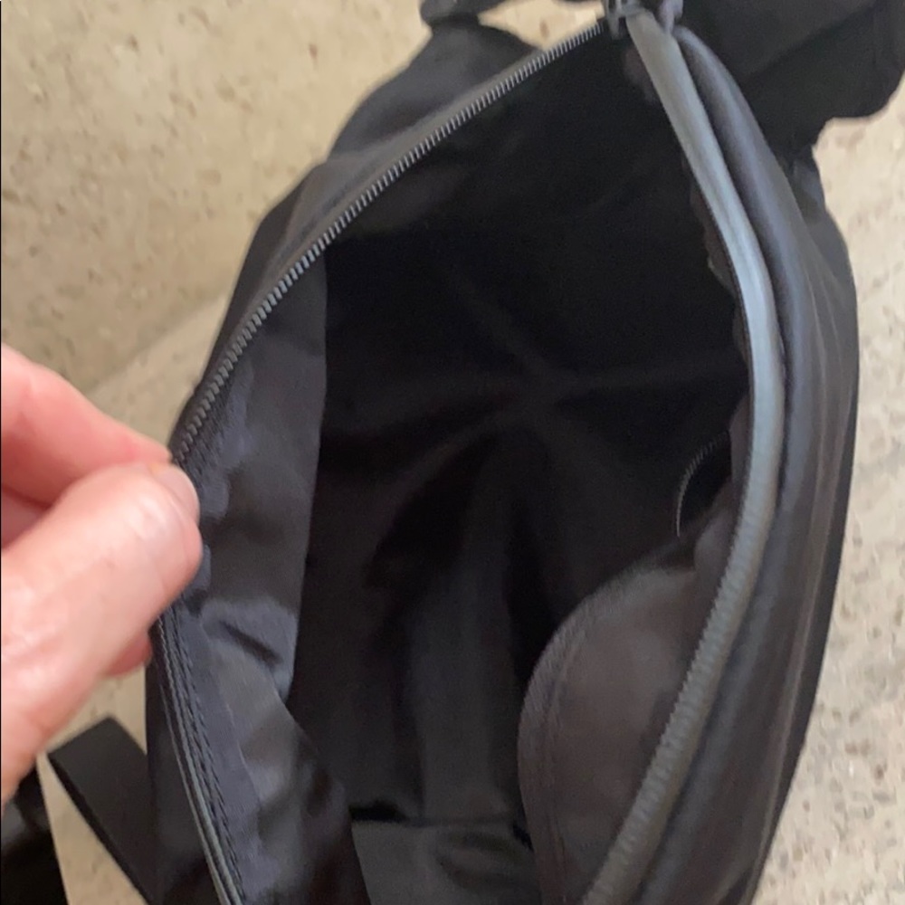 Lululemon All Hours Belt Bag - Picture 11 of 15